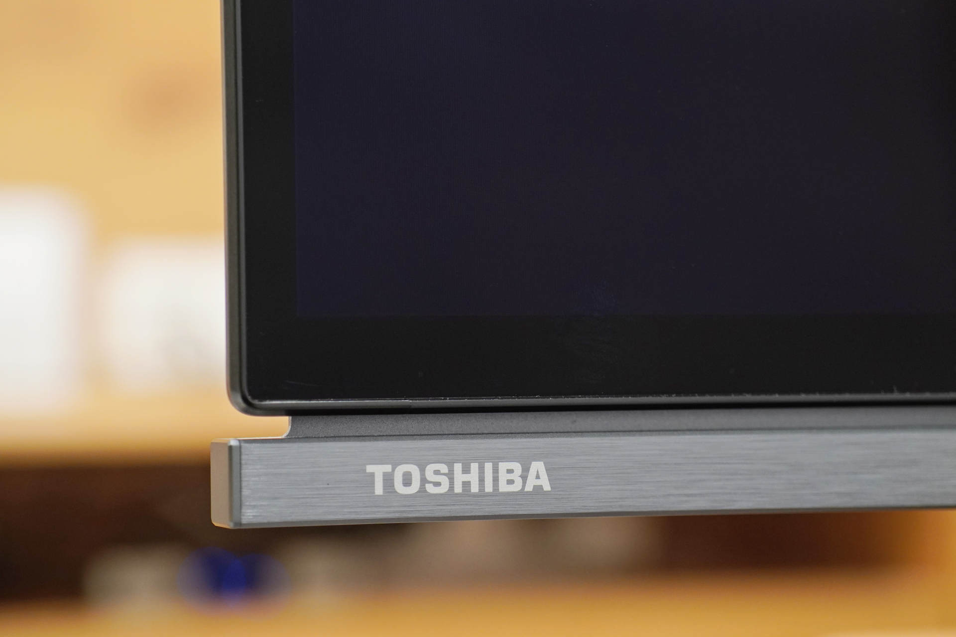 音质更好的OLED电视|东芝火箭炮X8900KF使用评测