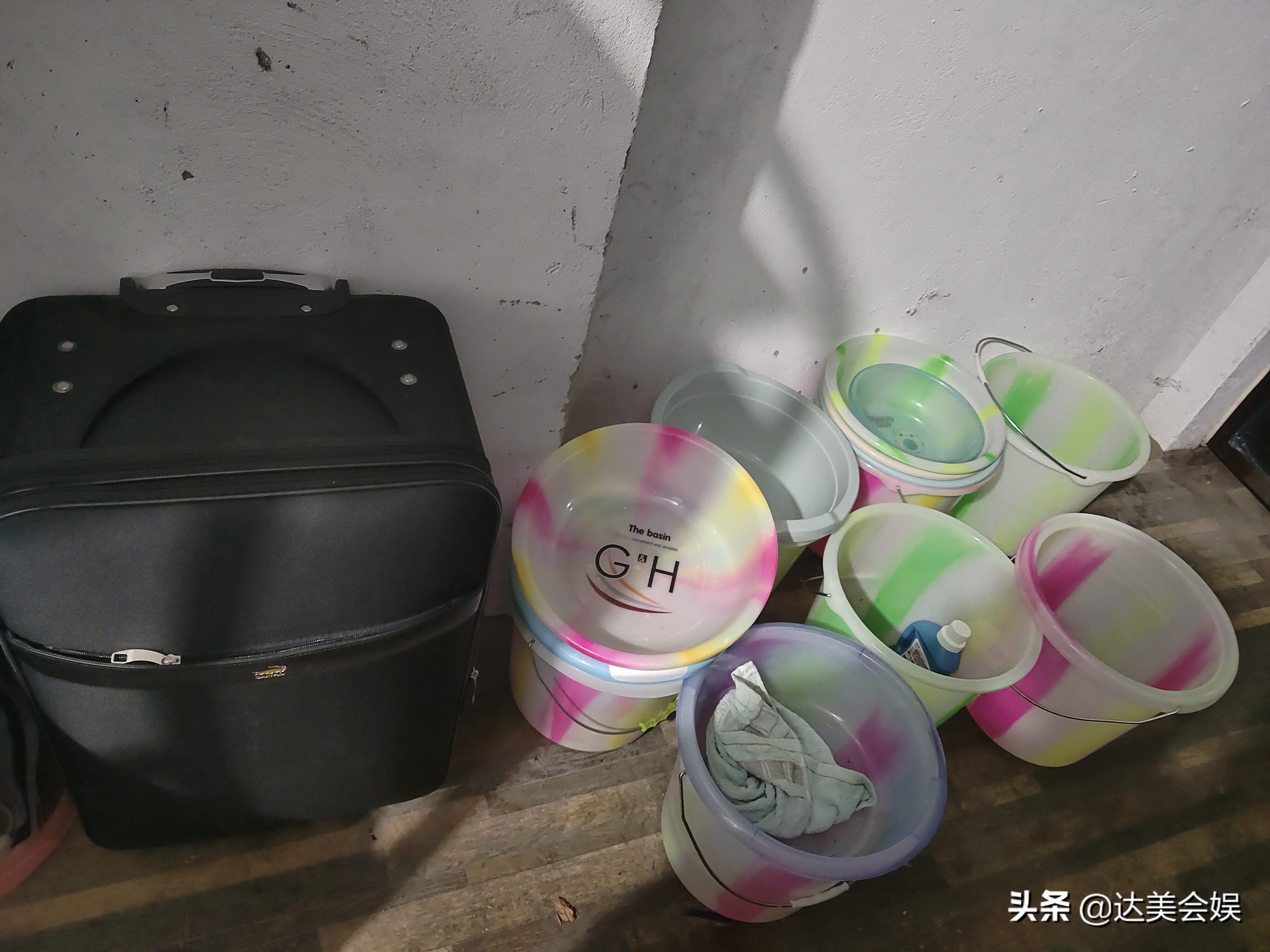 成都富士康真实工作视频,记录富士康打工的生活