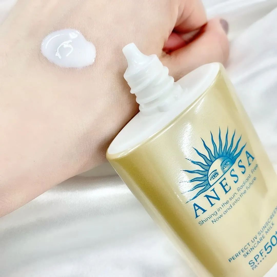安耐晒2022新版防晒啫喱,2023年安耐晒最新款防晒怎么选