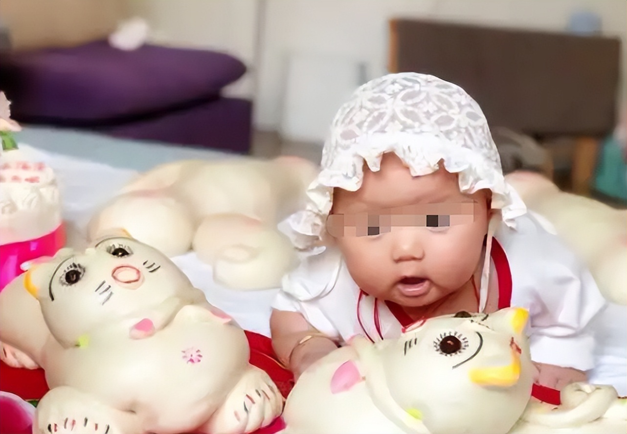 2013年陕西老人花3万多买女婴，半年后却选择报警，哭喊着要退货