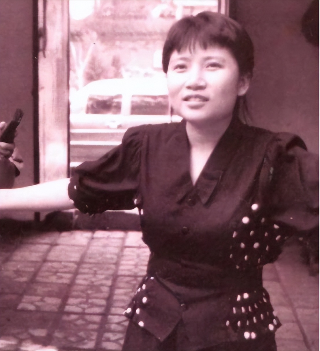 李娜为什么去当尼姑,歌手李娜为什么要出家当尼姑