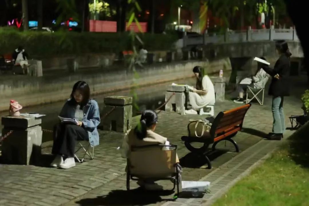 420分能上武汉华夏理工学院,武汉华夏理工学院新生几号报到