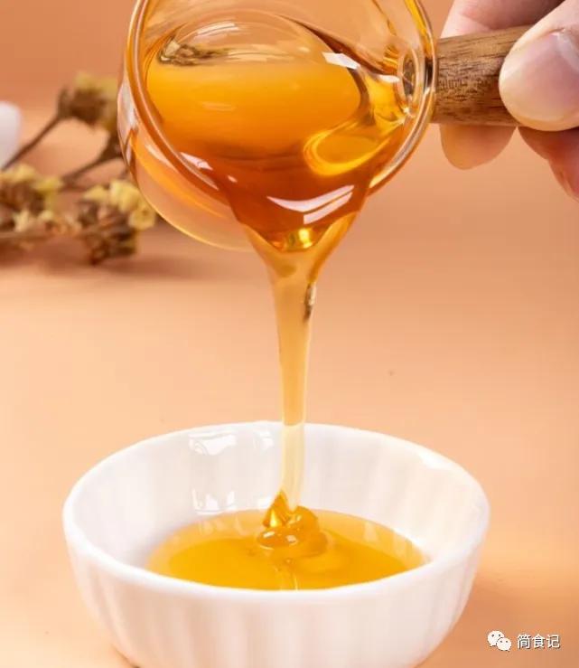 4招教你鉴别蜂蜜真假简单又有效,蜂蜜辨真假