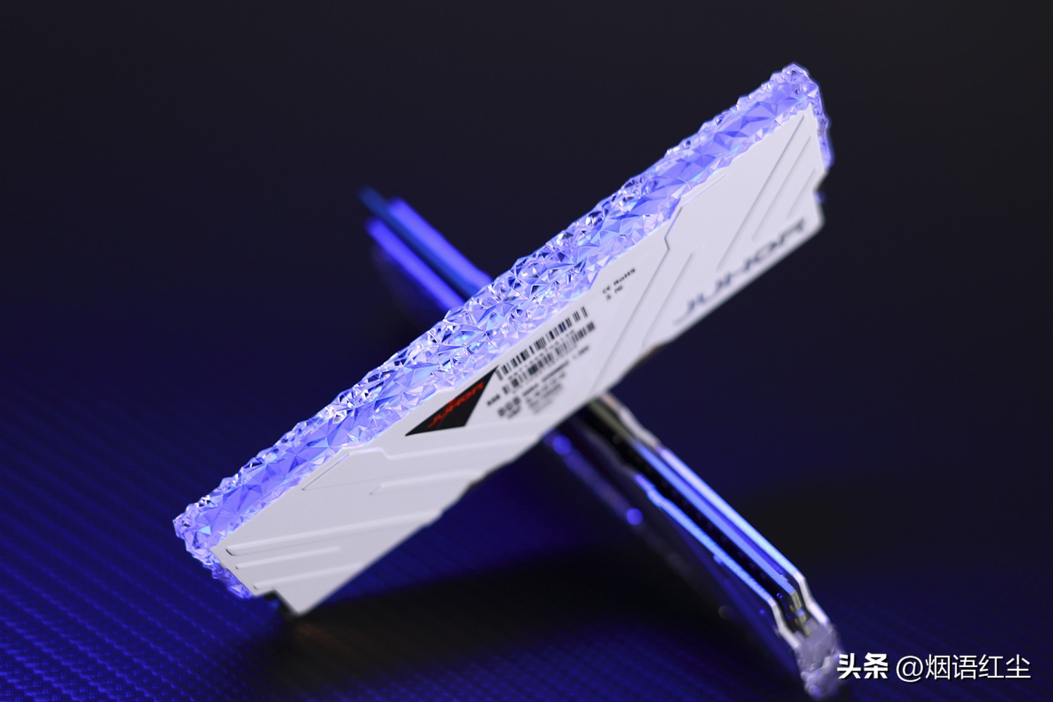 玖合忆界rgb灯光,玖合忆界rgb灯条ddr5