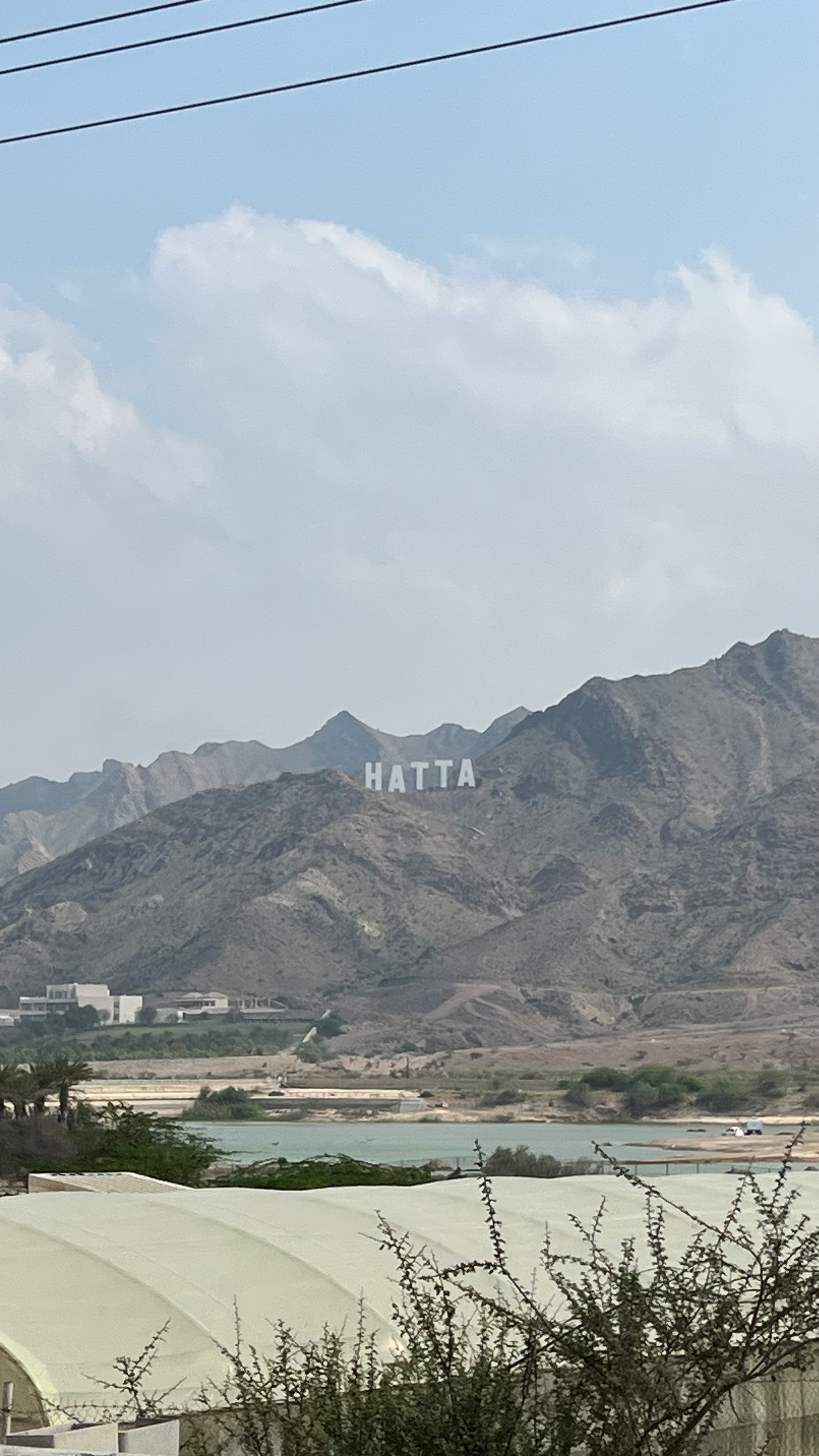 迪拜开车去阿曼怎么走最快的路线,迪拜到阿曼的三个海关口岸