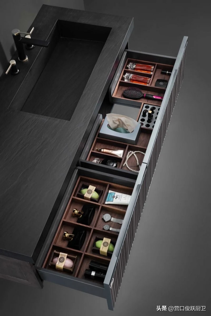 俊跃卫浴官方号,俊跃卫浴柜和九牧柜哪个好