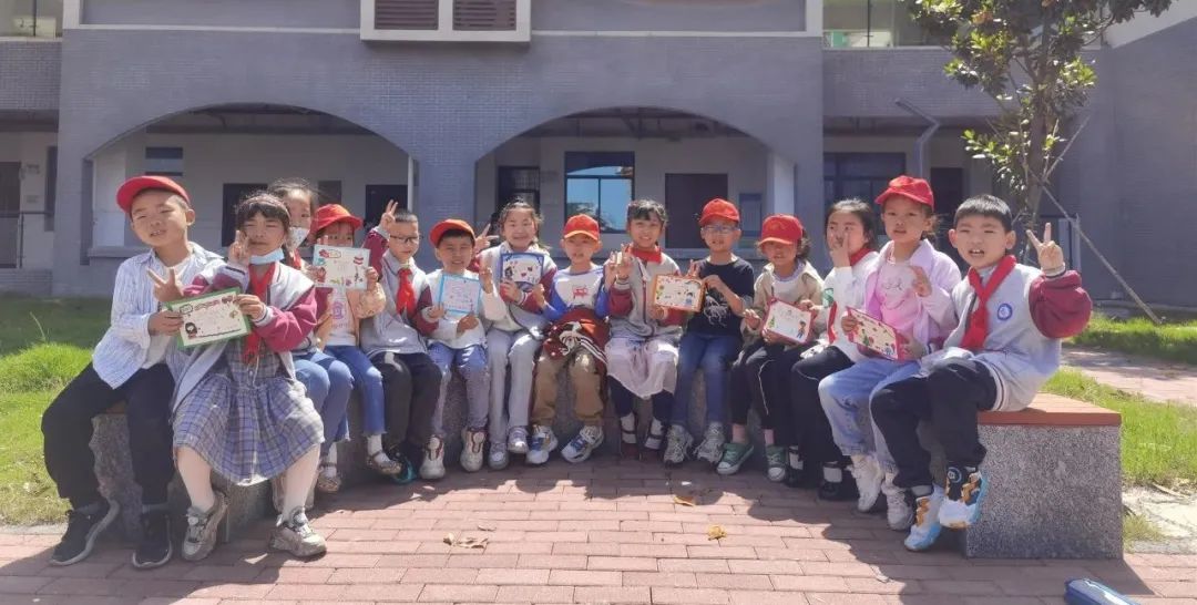 小学幼小衔接活动简报,幼小携手开展幼小衔接活动报道