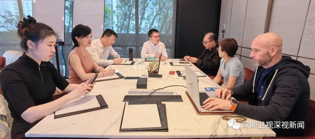 兔飞猛进启新程,兔飞猛进迎新春