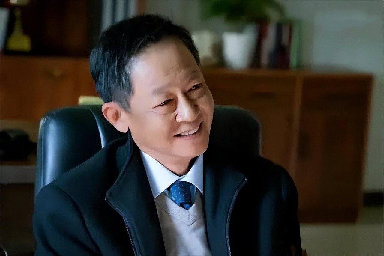 陈宝国和李幼斌谁在圈里地位高,老戏骨的实力排名