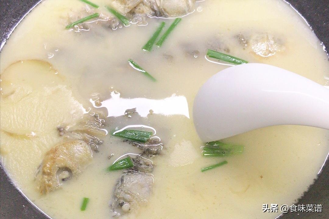 如何炖鱼软烂入味,炖鱼的最好吃方法不腥不柴