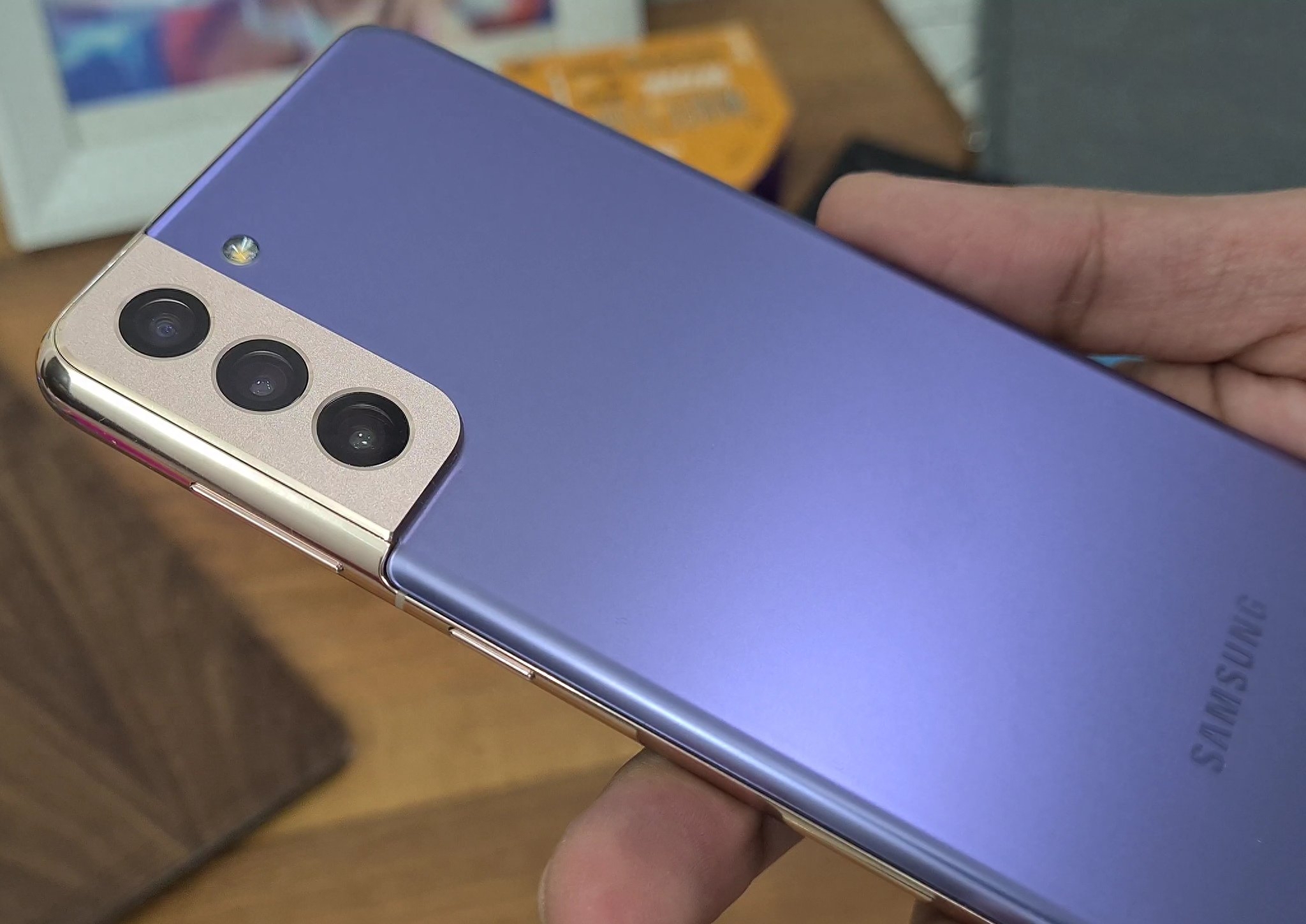 为什么还有人买三星手机,为什么还有中国人买苹果