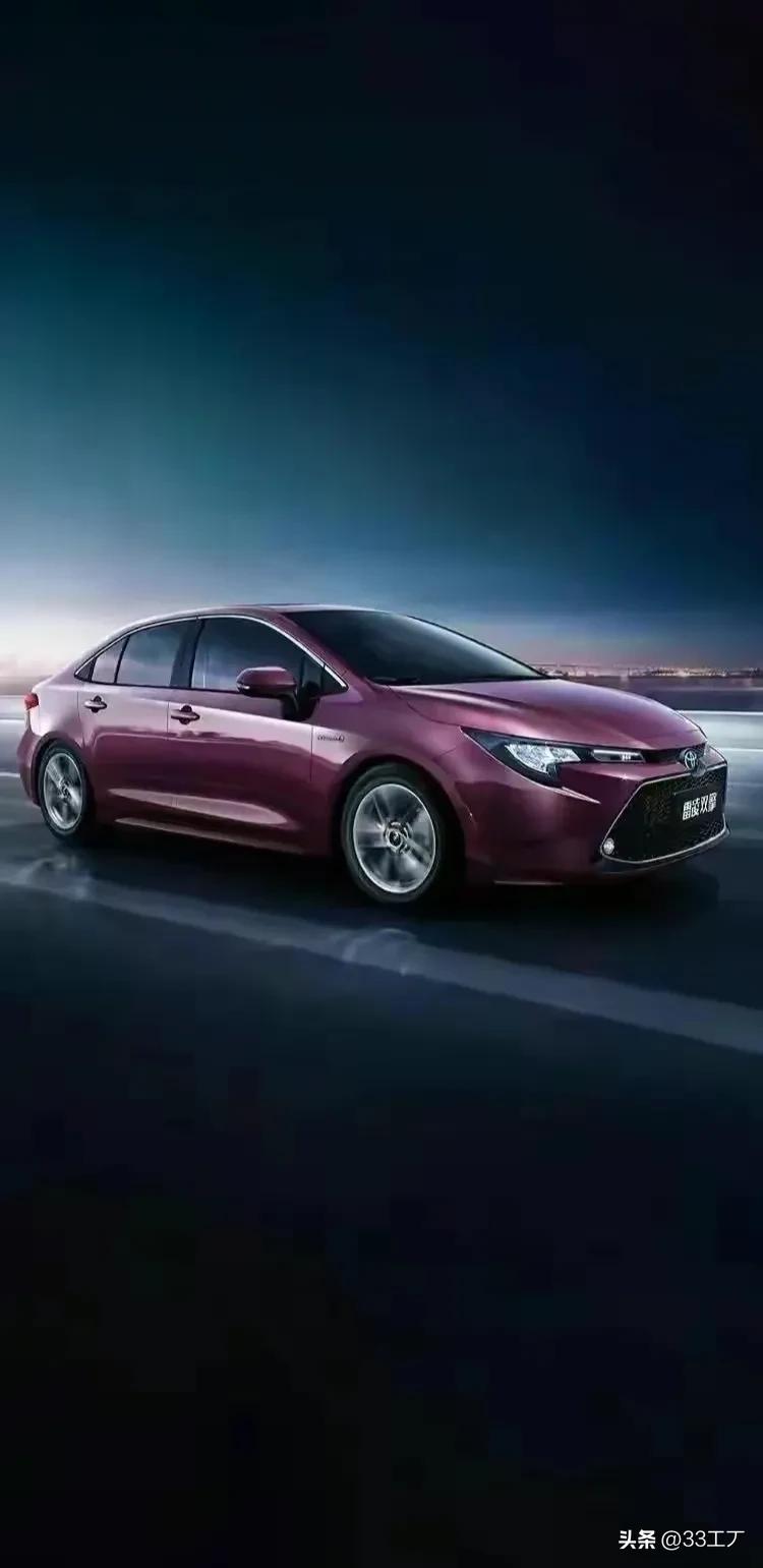 丰田雷凌混动新能源多少钱,丰田雷凌油电混动的轿车功能介绍