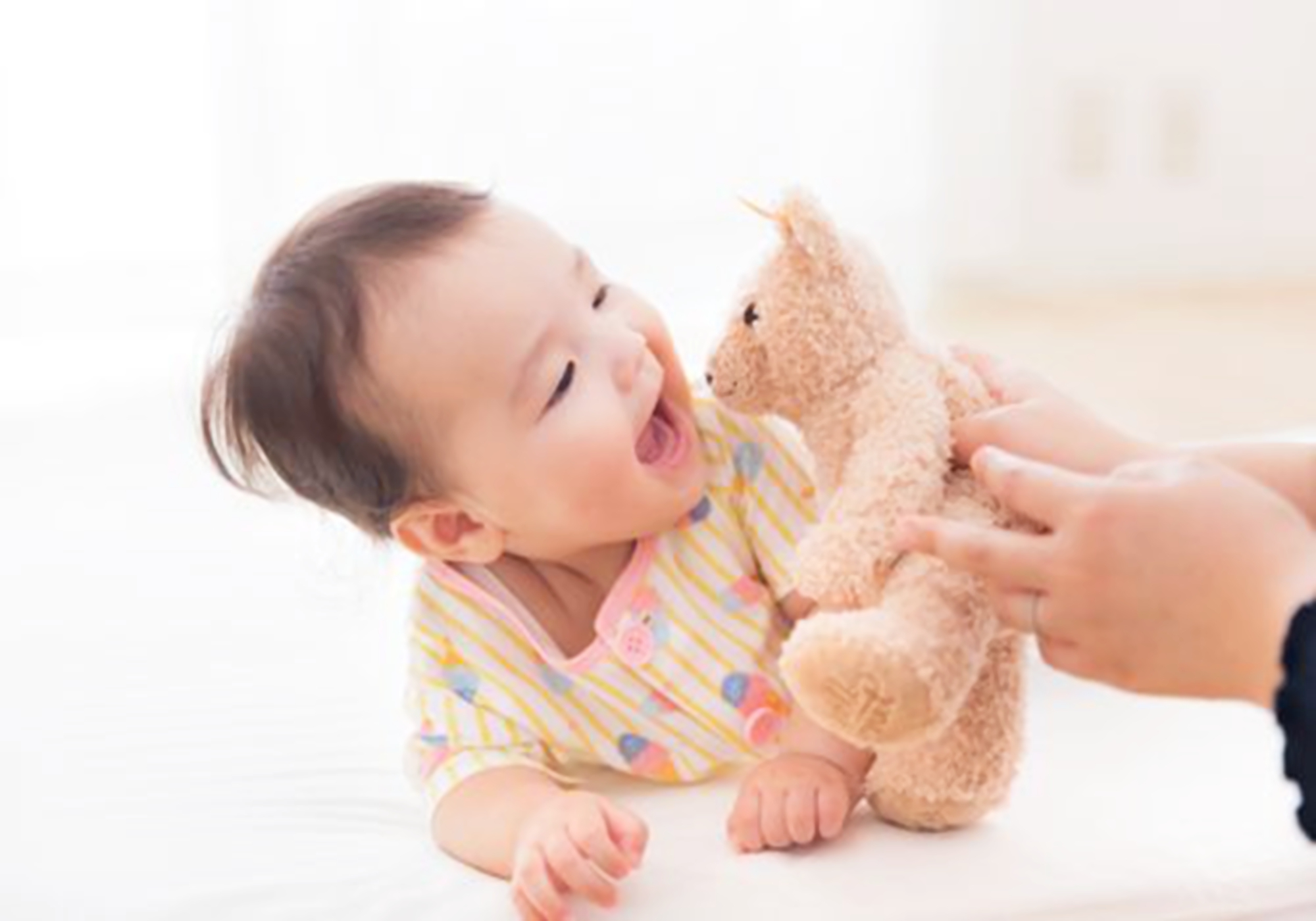 如何教宝宝从卧趴到真正的爬,宝宝练习趴要趴够多长时间就会爬