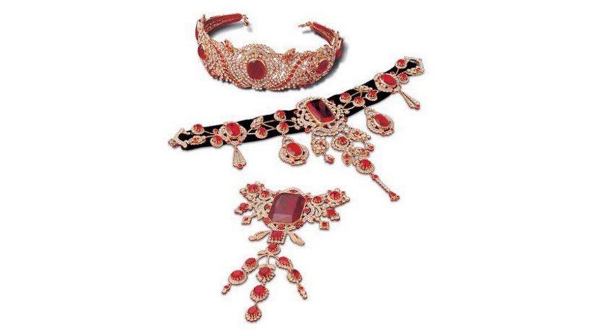 世界十大稀有宝石红宝石,珠宝首饰红宝石实物照片