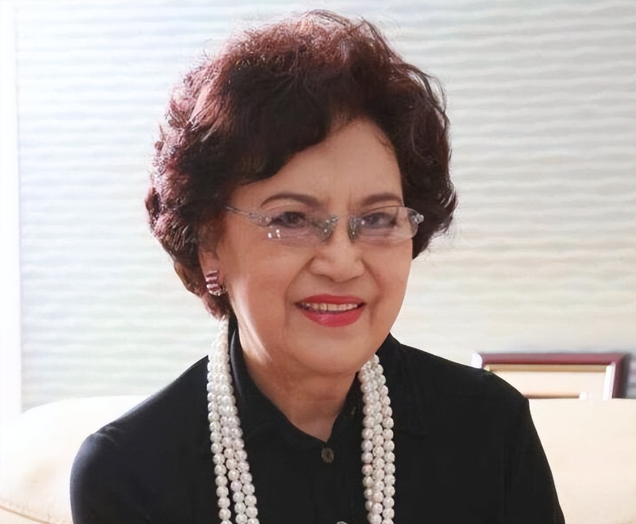 你回来吧李香琴谭炳文年轻时候,游龙戏凤谭炳文李香琴电视剧片段