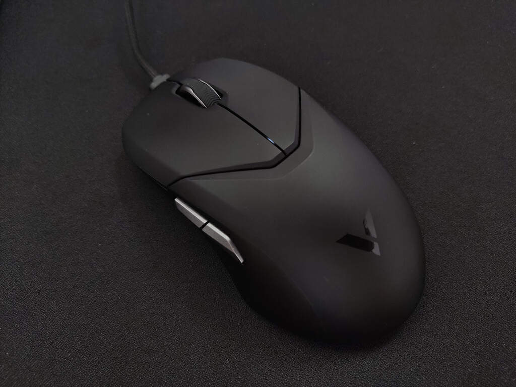 小巧灵敏黑科技雷柏vt9pro鼠标,雷柏rapoovt9pro无线游戏鼠标