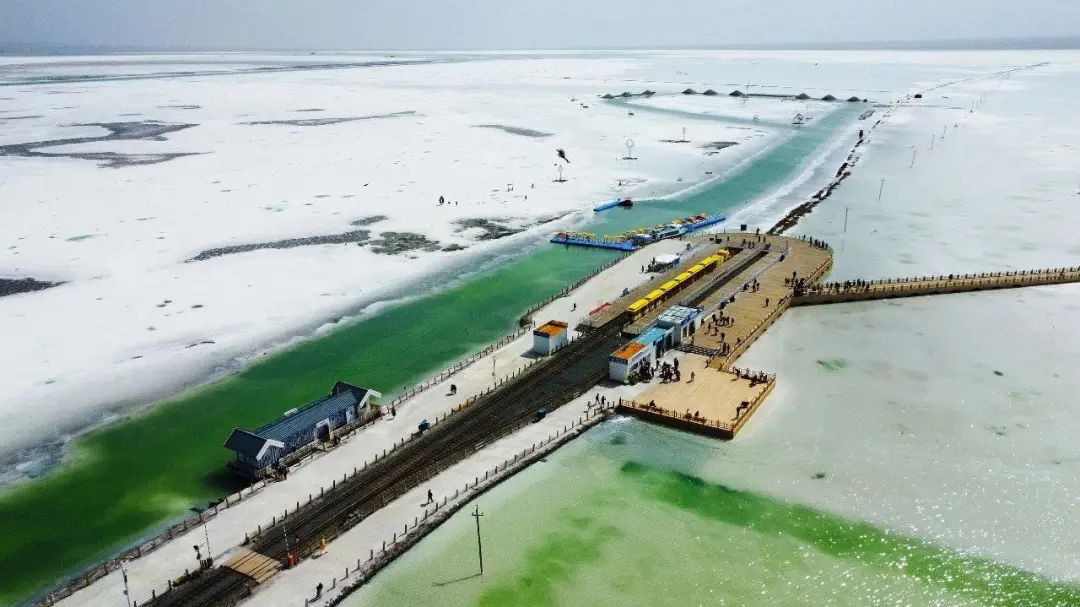 茶卡盐湖全景导览图,茶卡盐湖全景图片