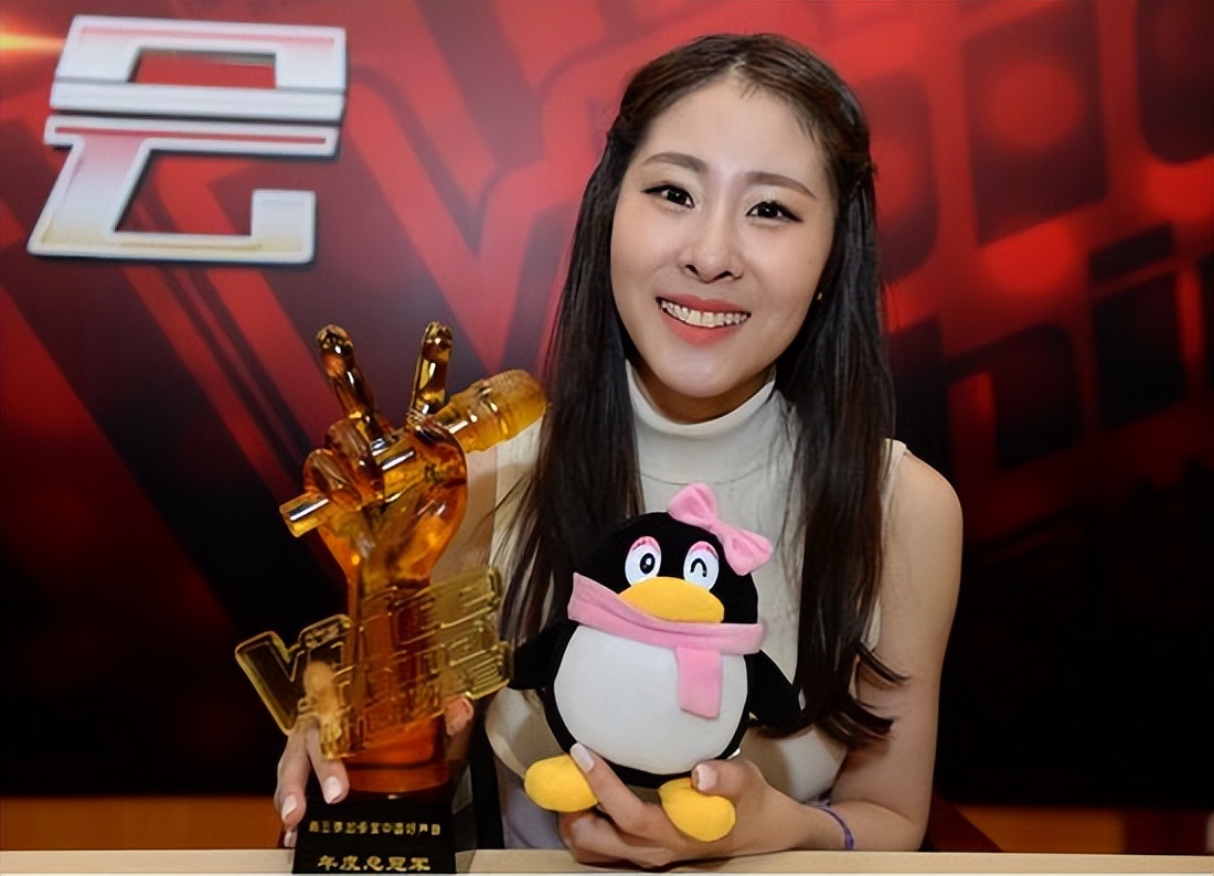 张碧晨曾经和华晨宇是什么关系,张碧晨个人资料华晨宇