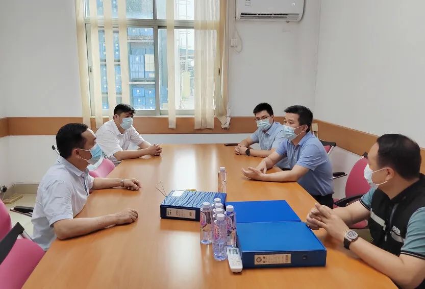 我们的新时代李宇春,我们的新时代工作人员