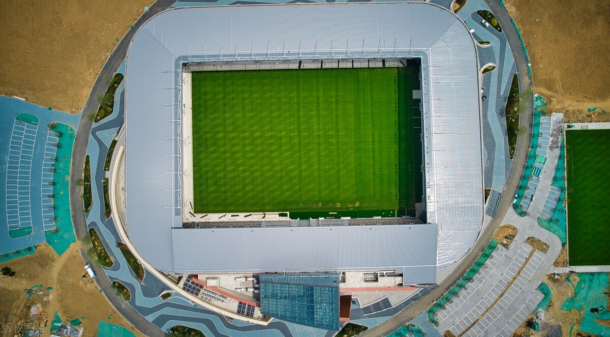 日照国际足球中心体育场在哪,日照国际足球中心主场馆容纳人数