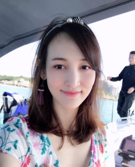 乒乓球冠军王皓简历,奥运冠军王皓和妻子现状