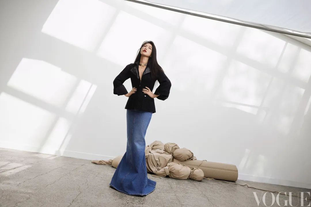 朱珠乘风破浪绝美,朱珠乘风破浪后又去读书