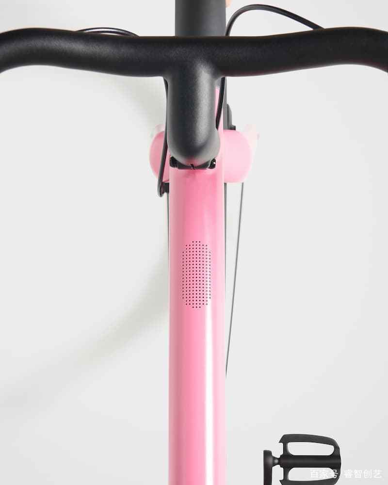 今年的圣诞礼物就是它——Jacquemus＊VanMoof粉红电动自行车