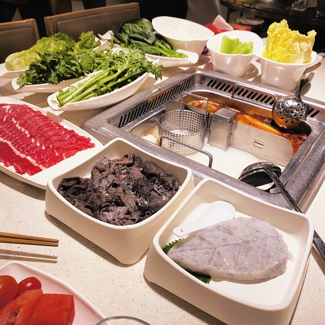 郑州蟹鲍甲火锅店,郑州百年老妈火锅店