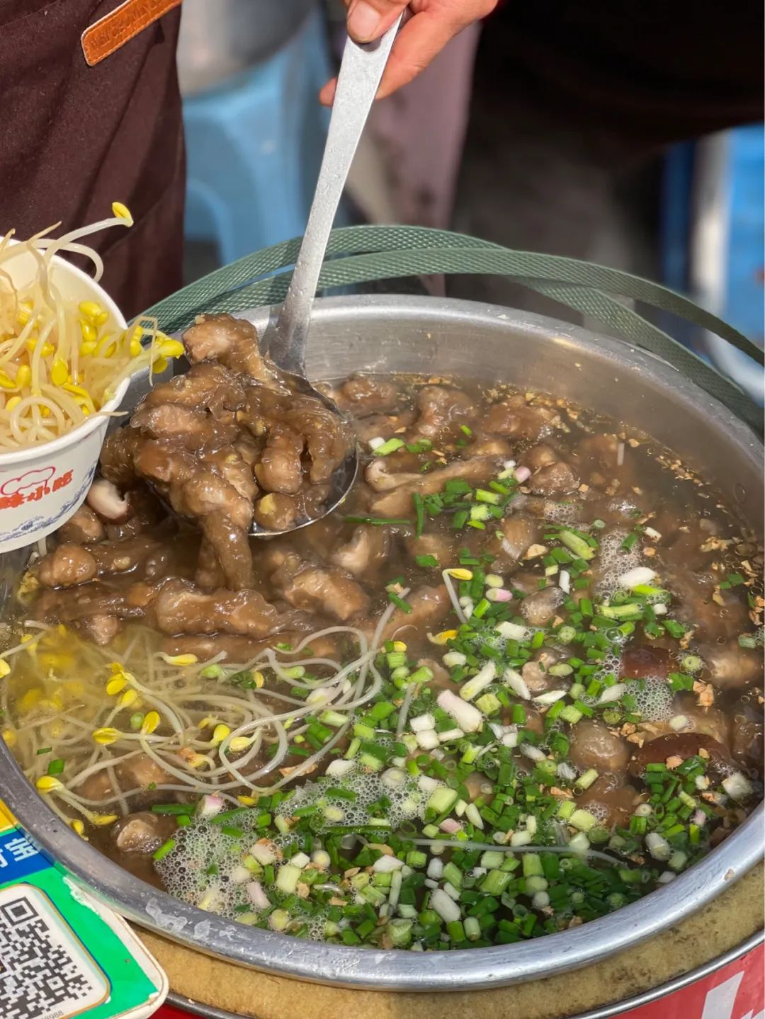朝天门美食批发市场盒饭,朝天门批发市场美食推荐