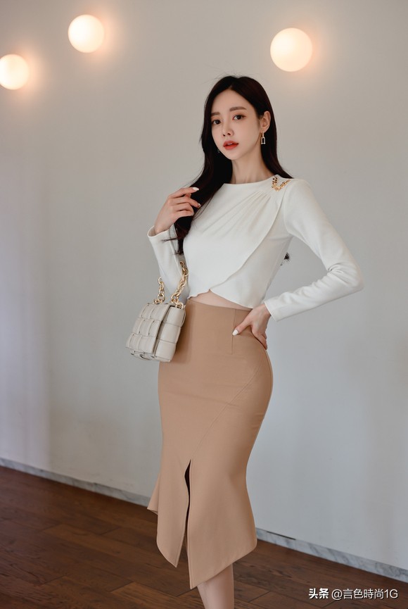 孙允珠冰露玫瑰,孙允珠穿长筒靴配雪花毛衣