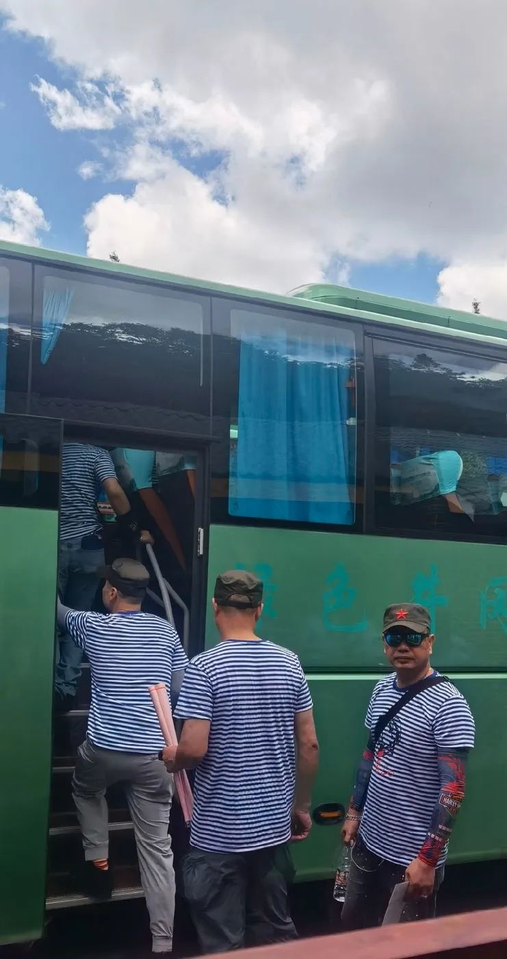 哈雷车主会福州分会,哈雷hog车主会八周年庆典巡游