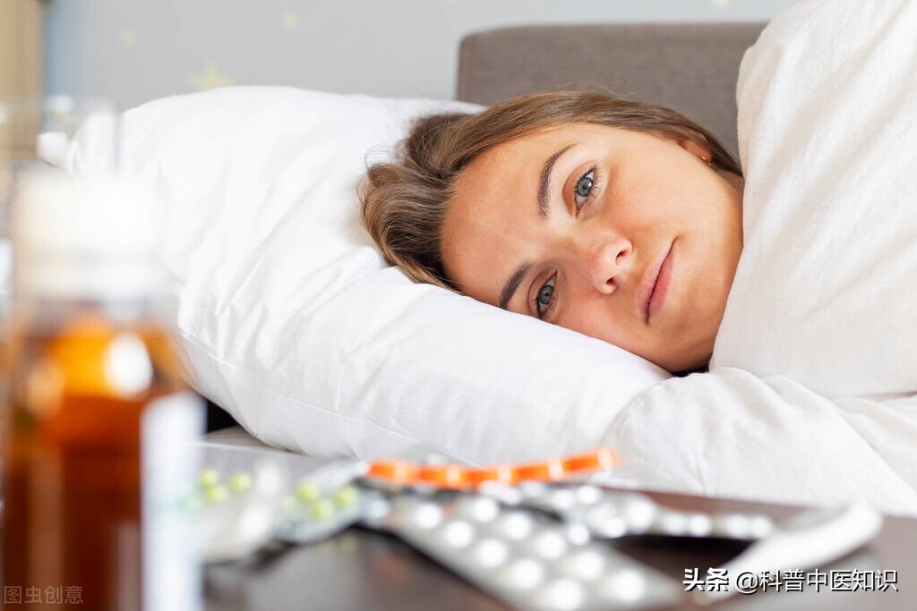 早上不发烧下午烧怎么回事,烧退了一天又发烧了是怎么回事