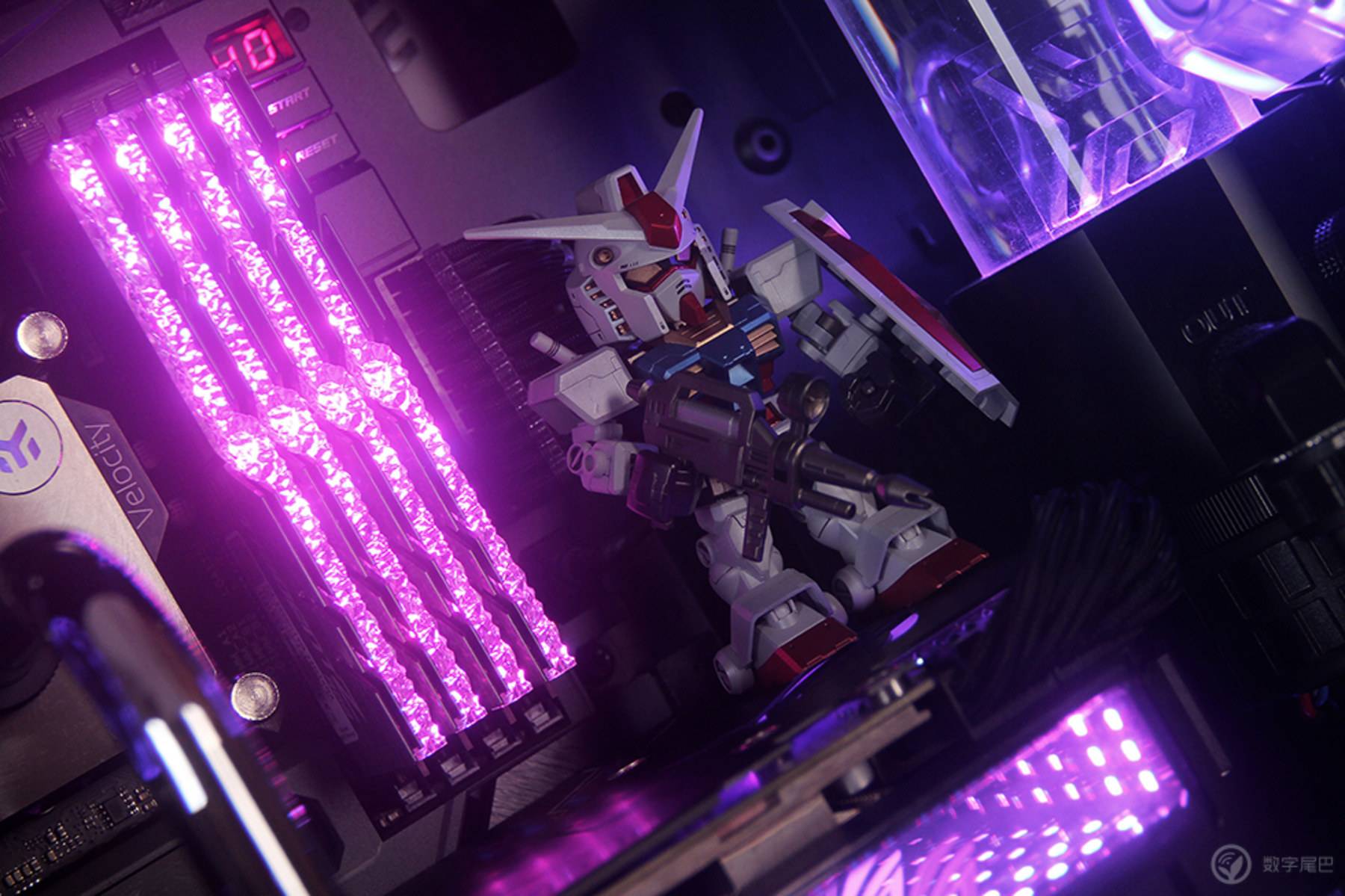 推荐几款高逼格电脑桌面,实用科技感很强的电脑桌面