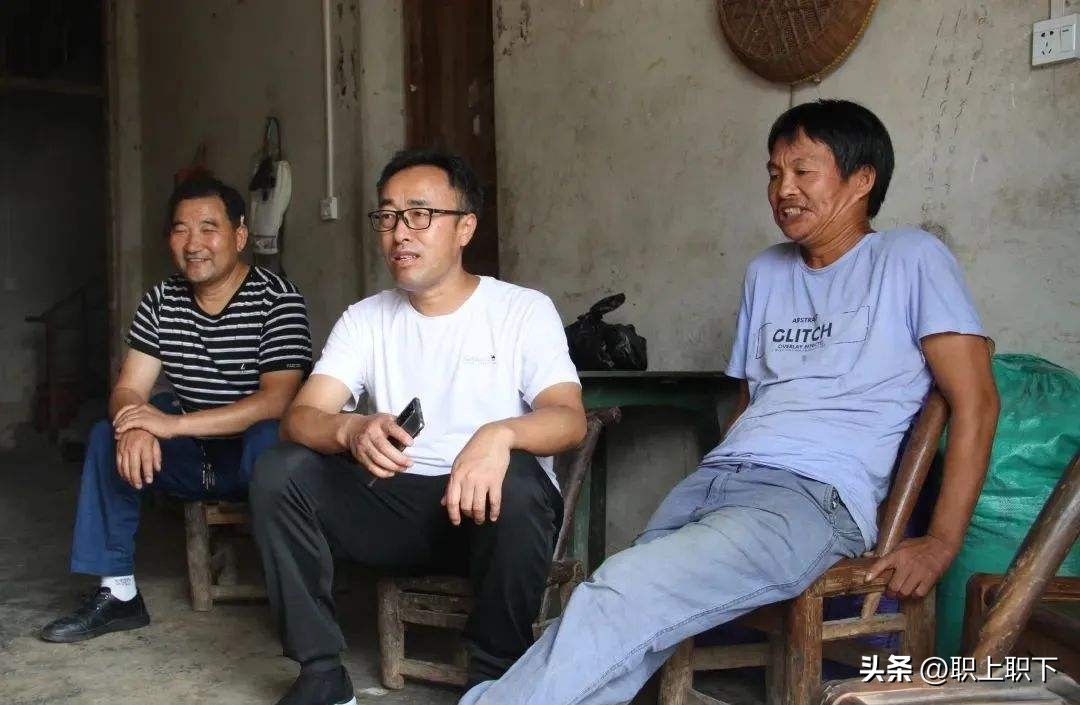 工资5000左右的工作女生,女长白班工资7000到8000的工作