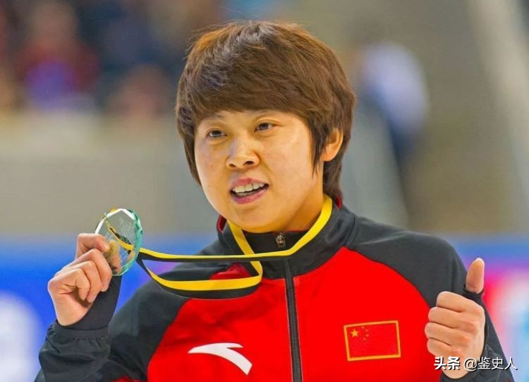 王濛：中国曾经的天才选手，如今当上老板，靠解说再次爆红