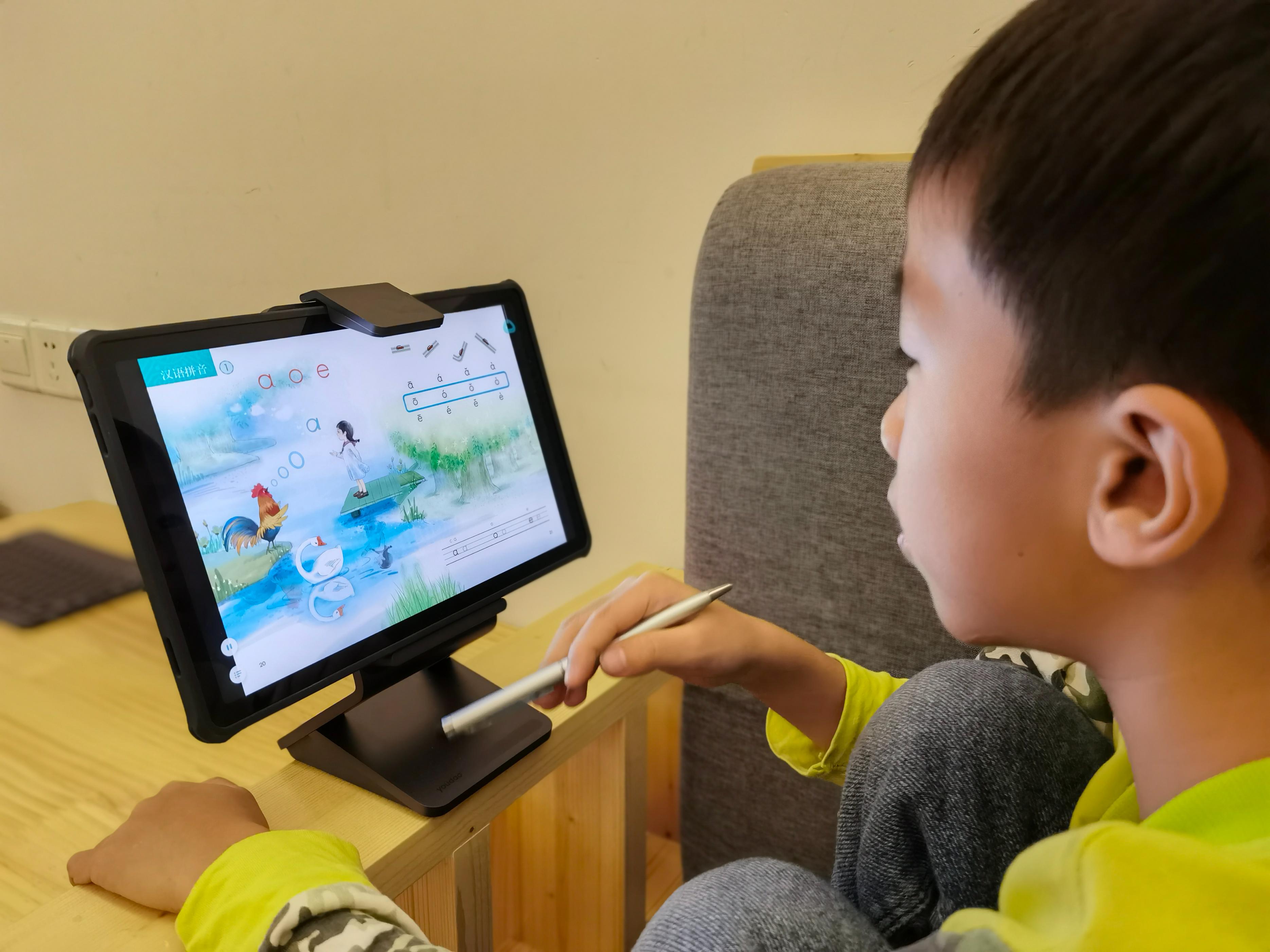 有道ai学习机适合幼儿园的孩子吗,有道ai学习机代替ipad