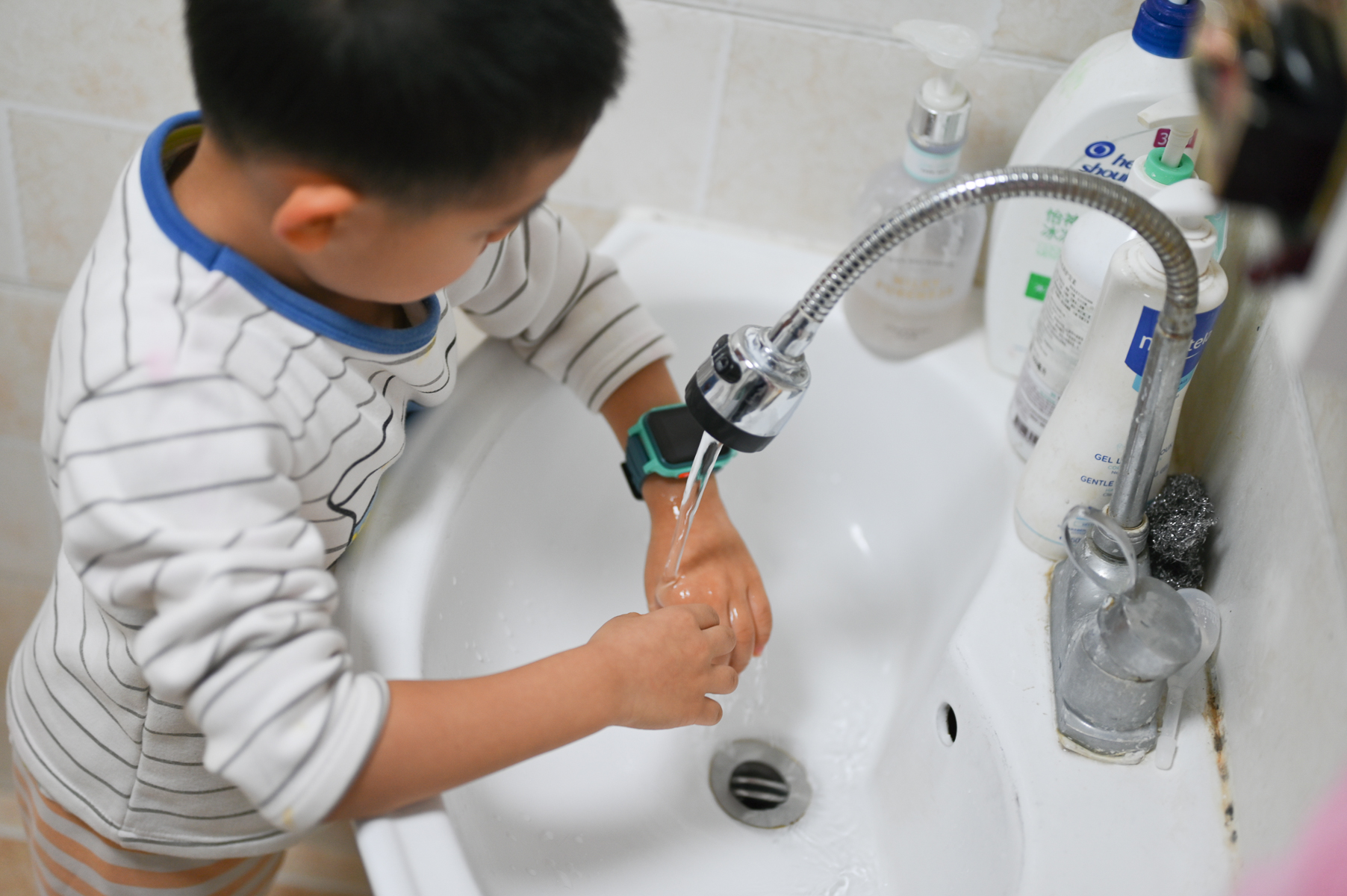 360儿童手表p2上市时间,360儿童手表p2拆解