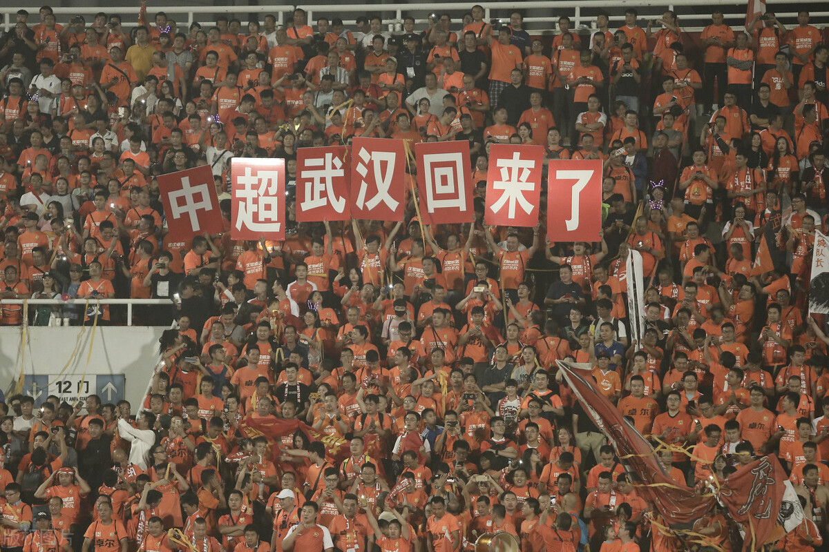 卓尔入主武汉足球10周年！鄂媒盛赞：保住汉*火军**种，见证百花齐放