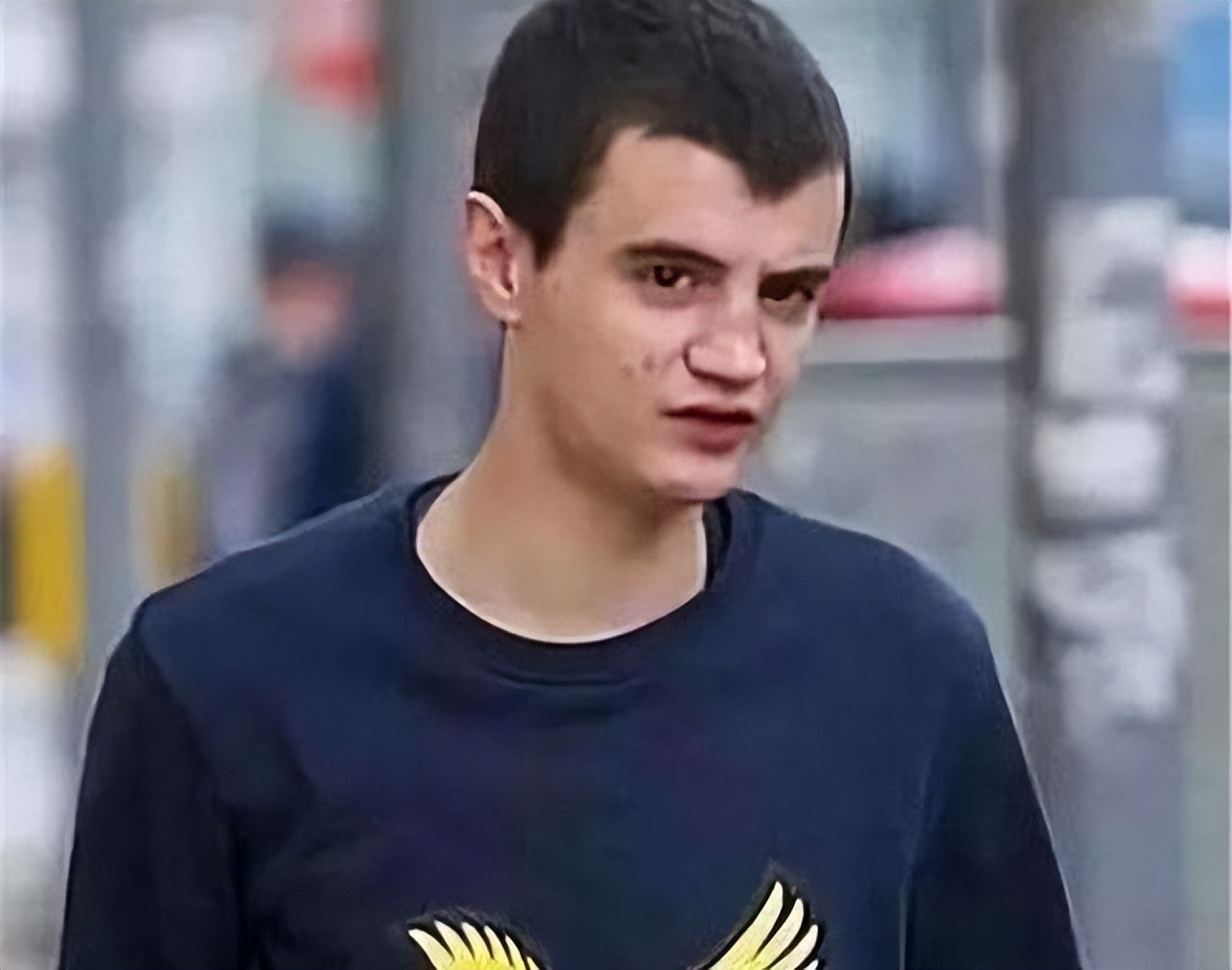 英国13岁男孩长大后现状,英国13岁小男孩现状