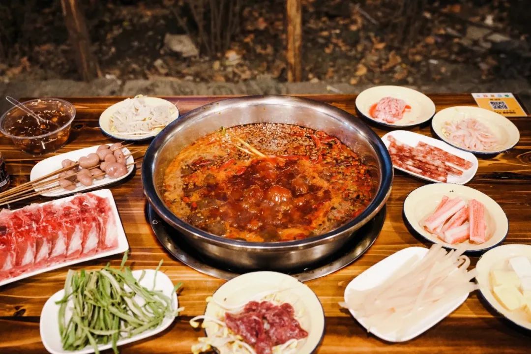 去成都必打卡的8家地道馆子,成都本地人必吃十大馆子排名