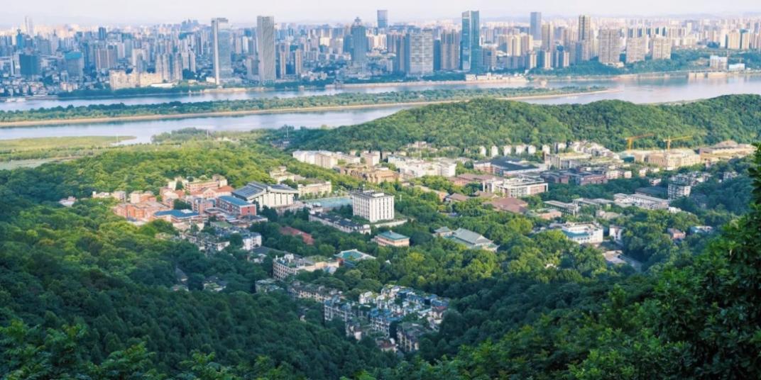 千秋文脉，盛世风华！湖南大学：威仪临天下，卓著堪一流！