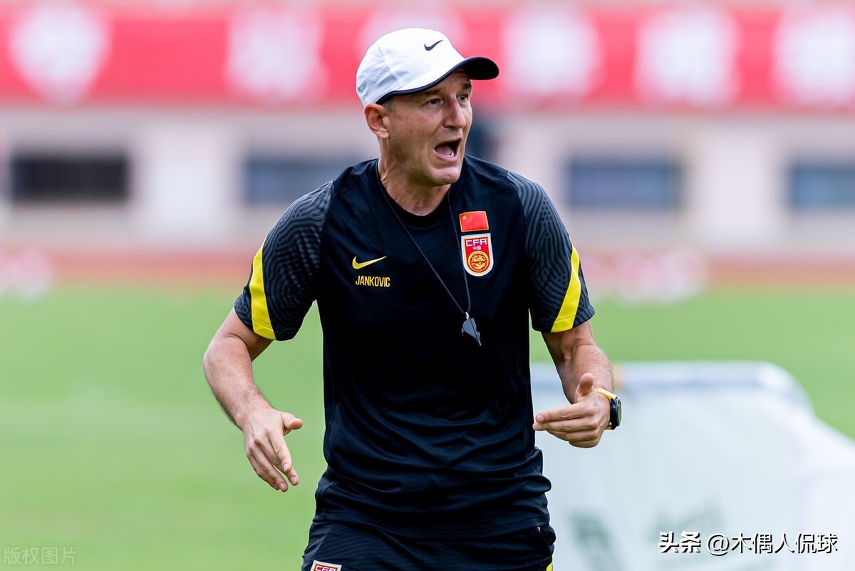 足协计划限制31岁以上球员是什么信号？89黄金一代或无缘新国足