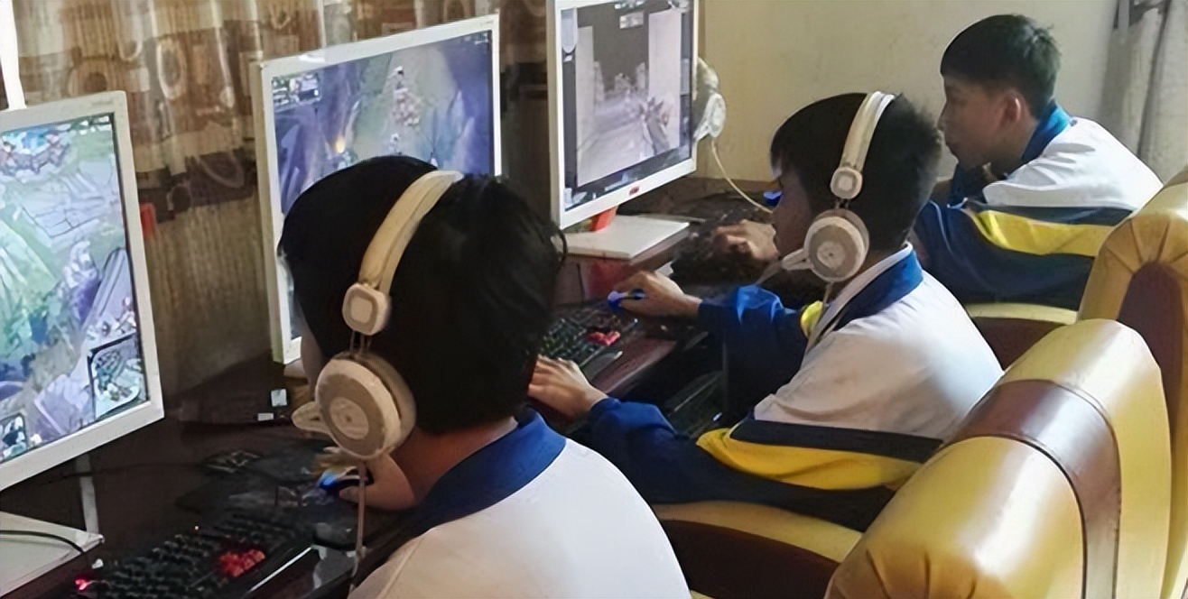 网吧倒闭了多少家,网吧逐渐退出市场的真实原因