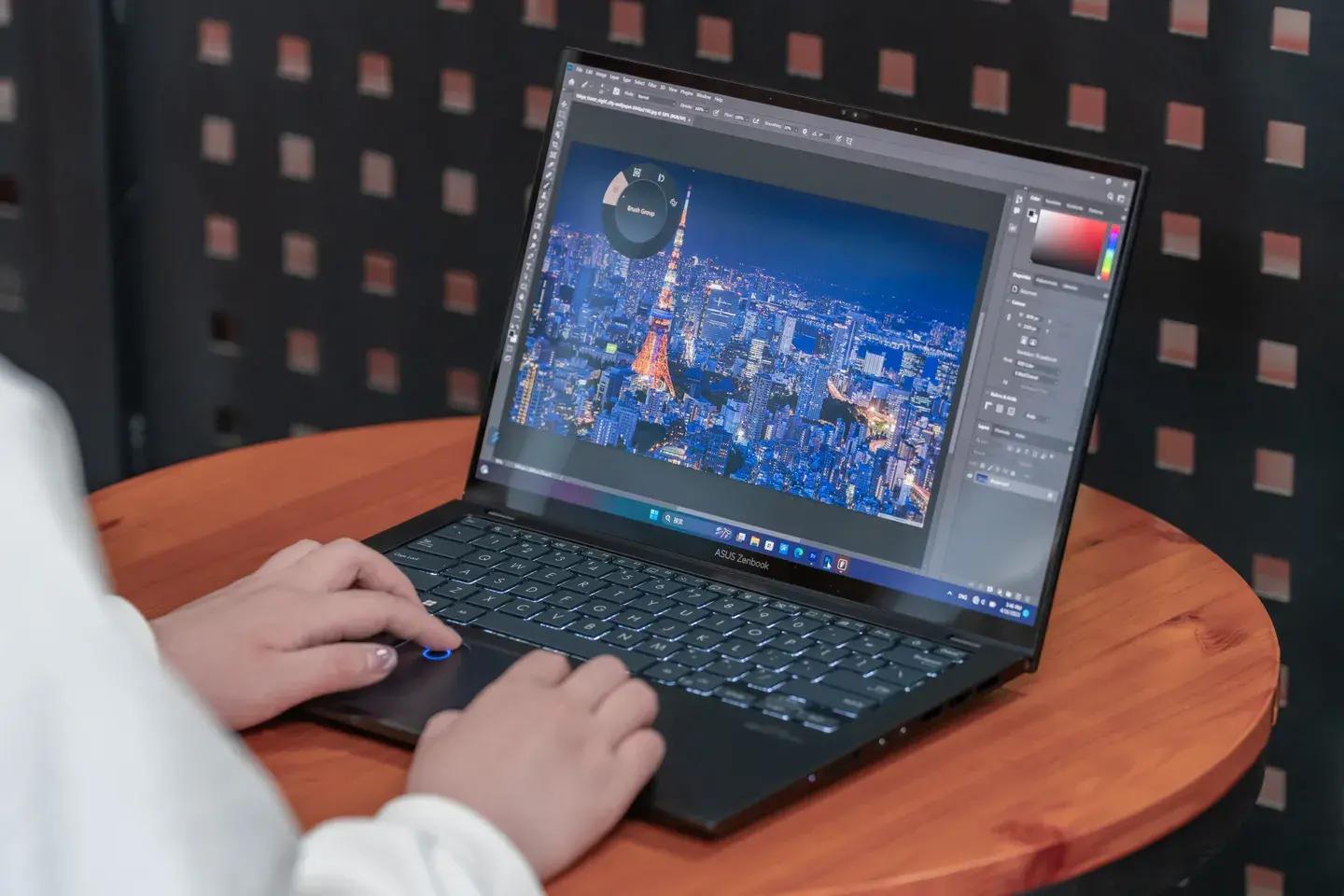 灵耀pro142023和macbookpro,灵耀pro14和苹果