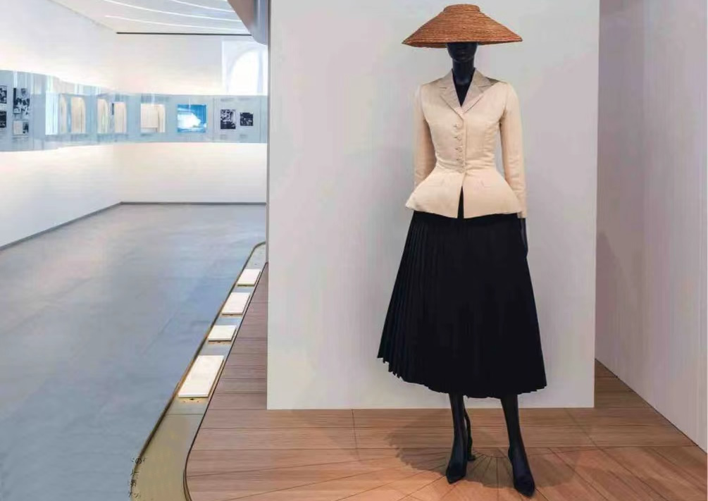 为什么说穿搭有层次更好看,穿搭决定层次的6大技巧