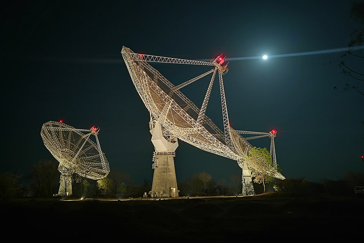 印度接收到宇宙深处的信号，距离89亿光年，要回复吗？