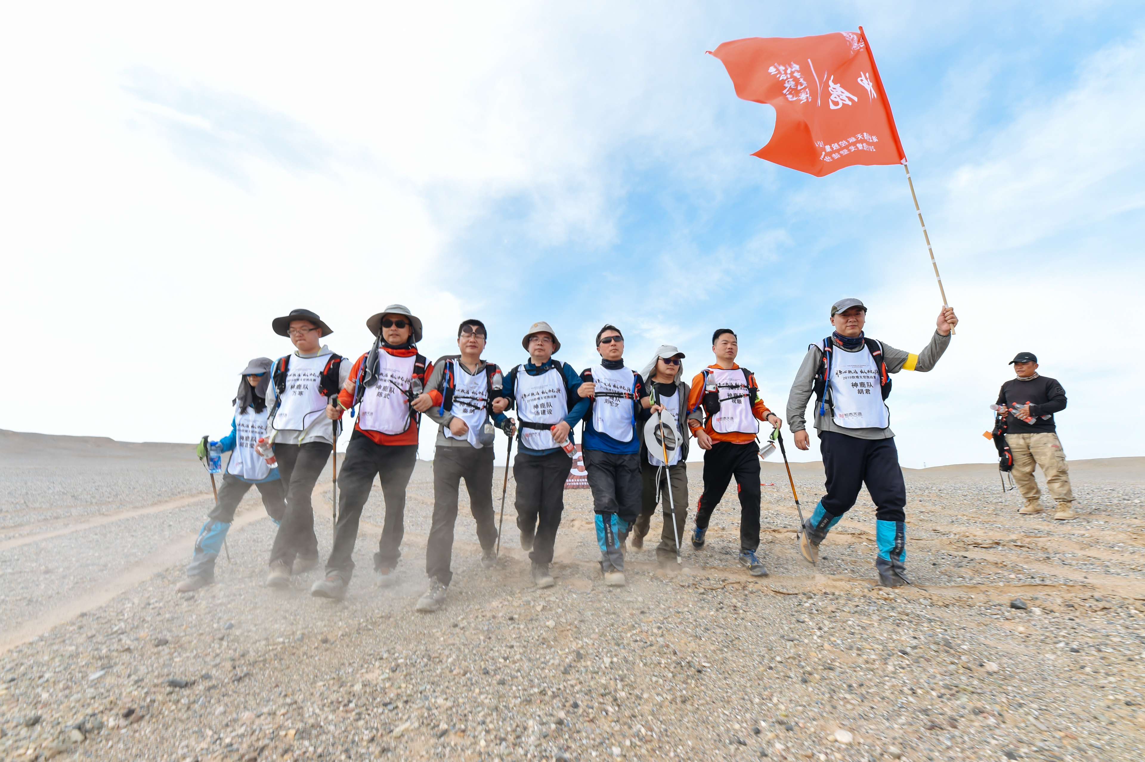 沙漠拓展训练推荐,沙漠里的拓展训练方法