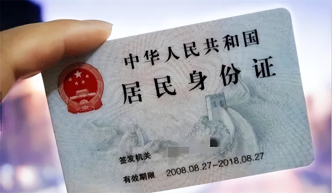 中国变性人造美女：申小勇整容后改名换姓渴望婚姻，后来如何