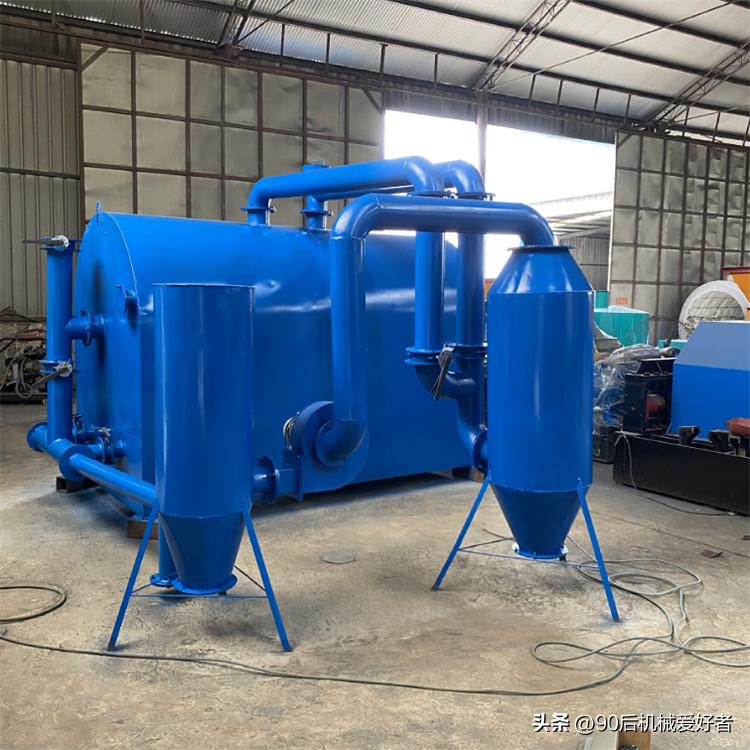 干馏式炭化炉现场,卧式炭化炉能炭化什么材料