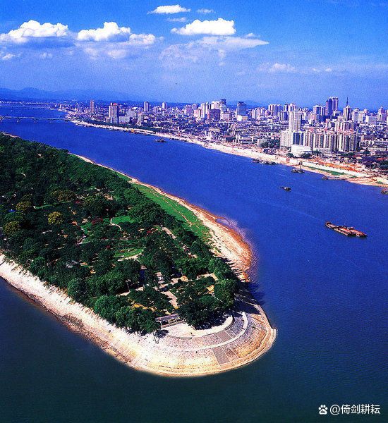 我国20个城市有外国领事馆，除上海广州等大城市外还有哪些城市?